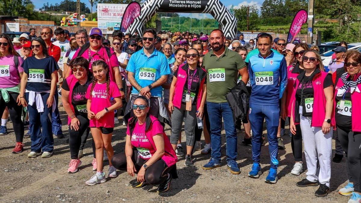Asistentes a la Andaina de As Saíñas de Castrelo en la salida.