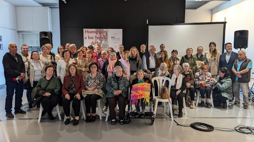 Gijón rinde homenaje a los &quot;Niños de la Guerra&quot;: &quot;Es un compromiso permanente con la verdad histórica&quot;