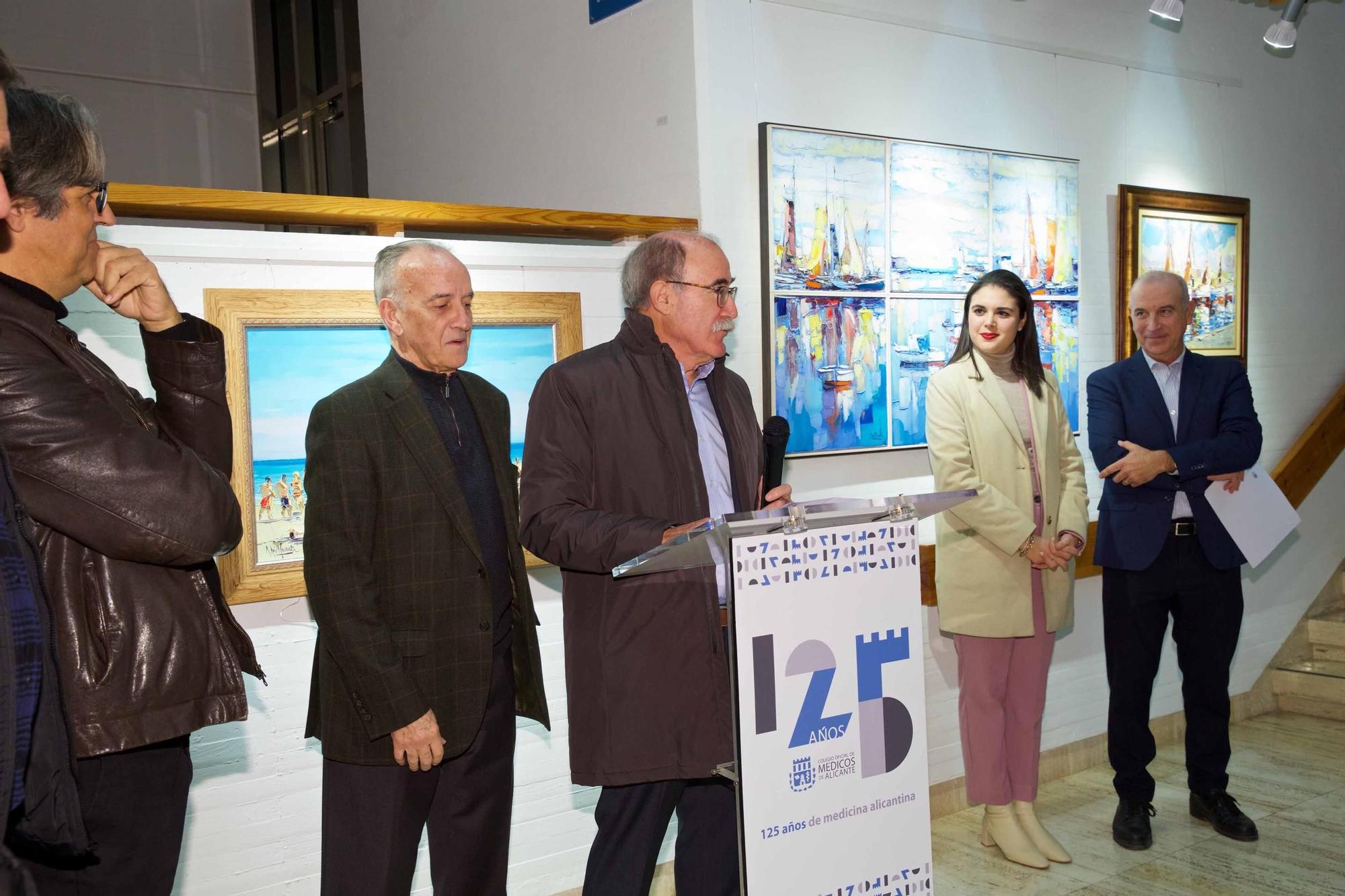 Inaugurción de la exposición sobre la última etapa del pintor Ruiz Morante en el Colegio de Médicos de Alicante