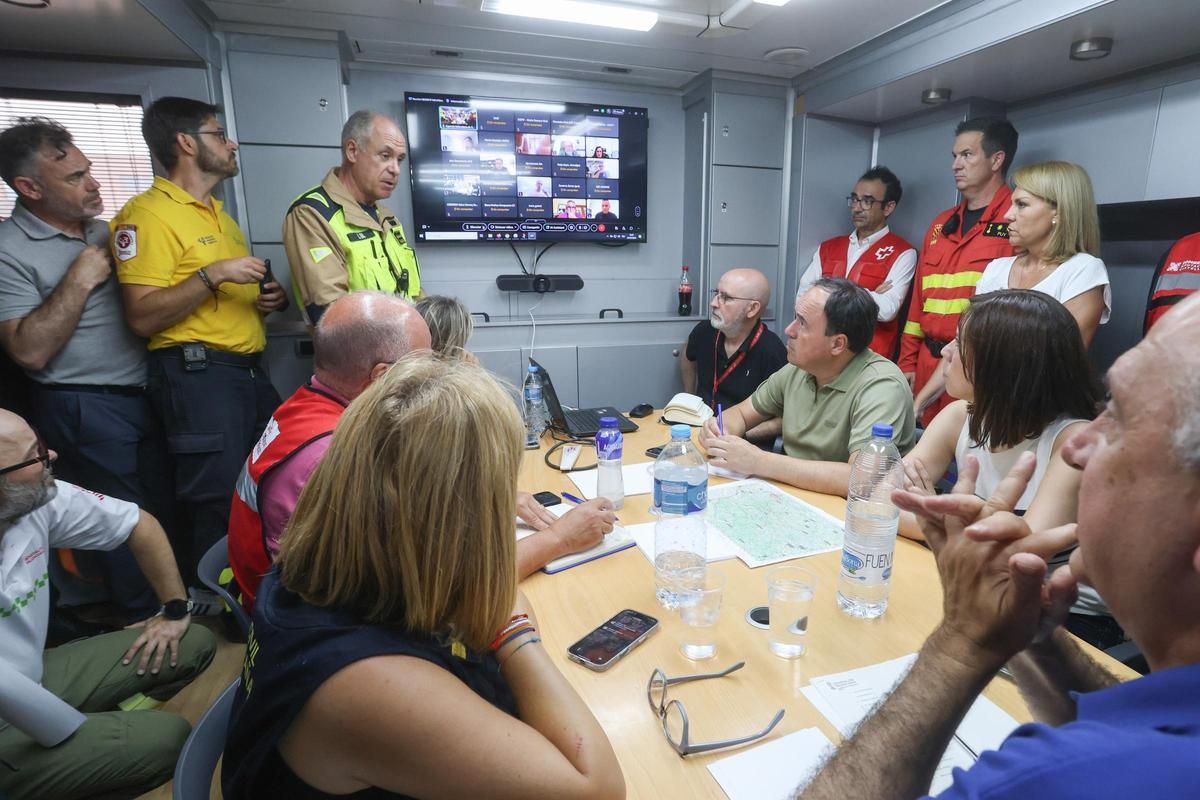 Segunda reunión del Cecopi esta tarde para evaluar el incendio de la Vall d'Uixó.