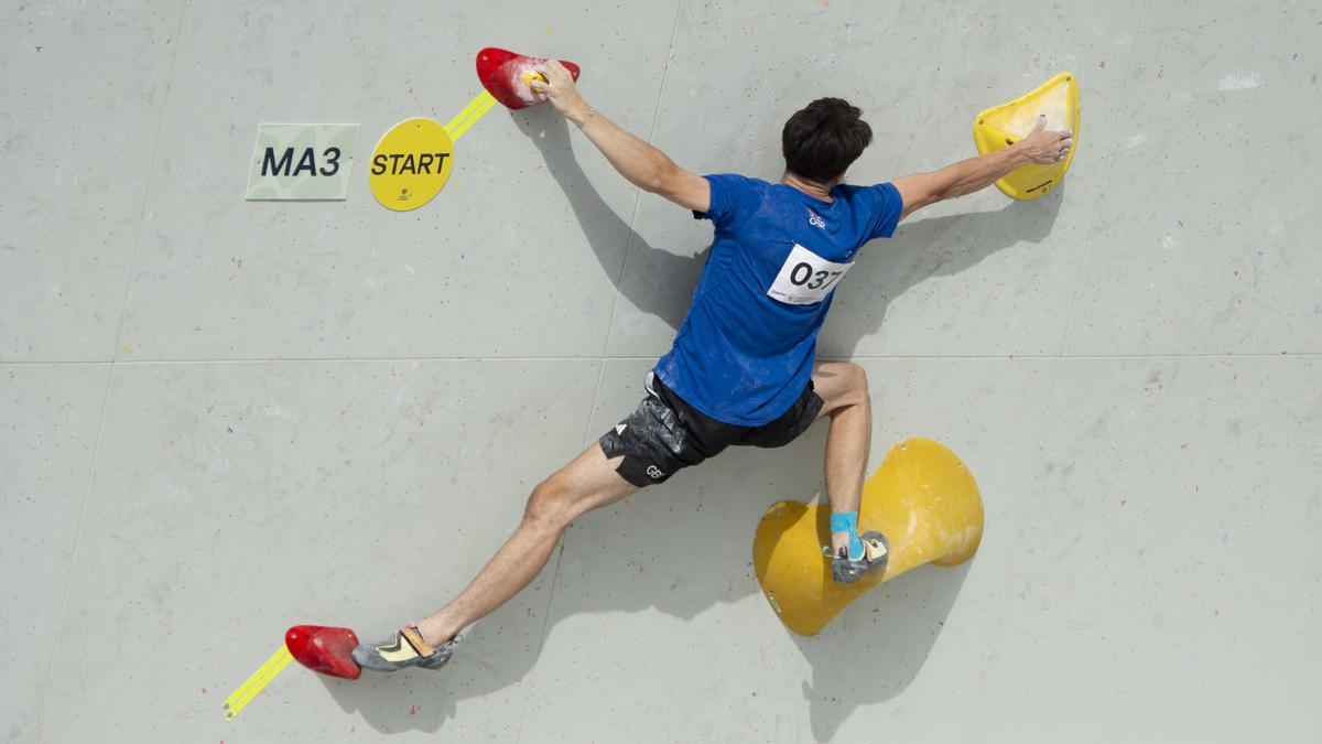Pruebas clasificatorias de ‘boulder masculino’ para el campeonato de Europa de escalada