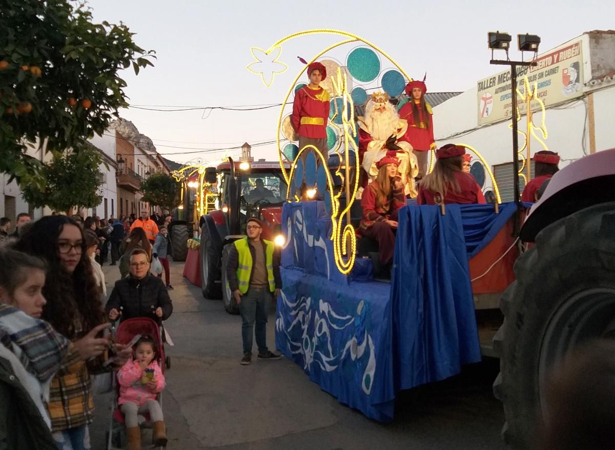 La visita de los Reyes Magos a los pueblos de la provincia