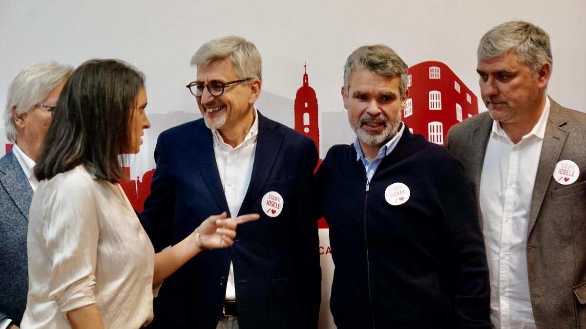 Josele Aguilar y Pepe Bernal, acompañados por Desirée Cortés y Antonio Yuste.