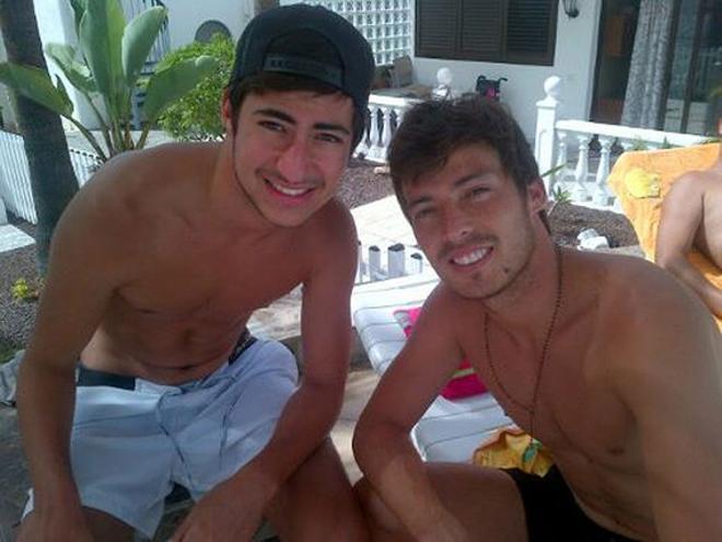 David Silva, con su hermano en Gran Canaria