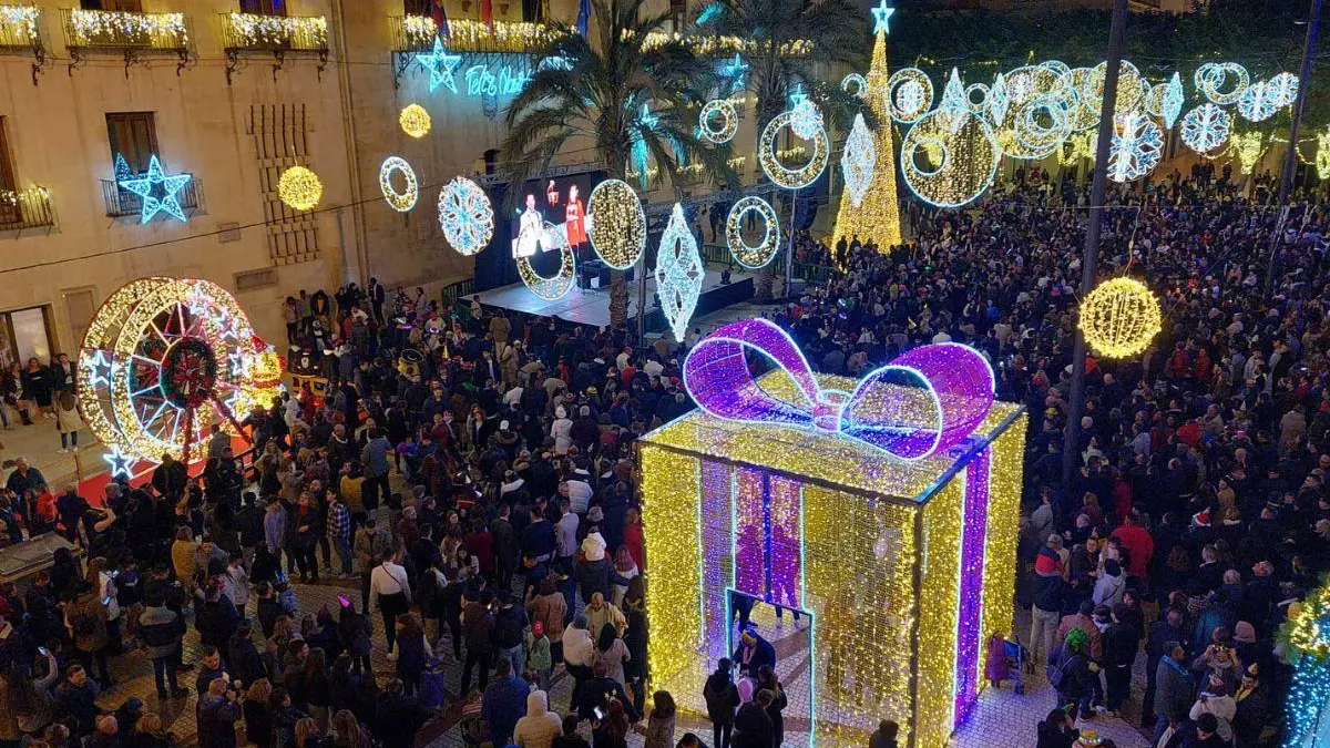Las curiosidades de la Nochevieja en la Plaça de Baix