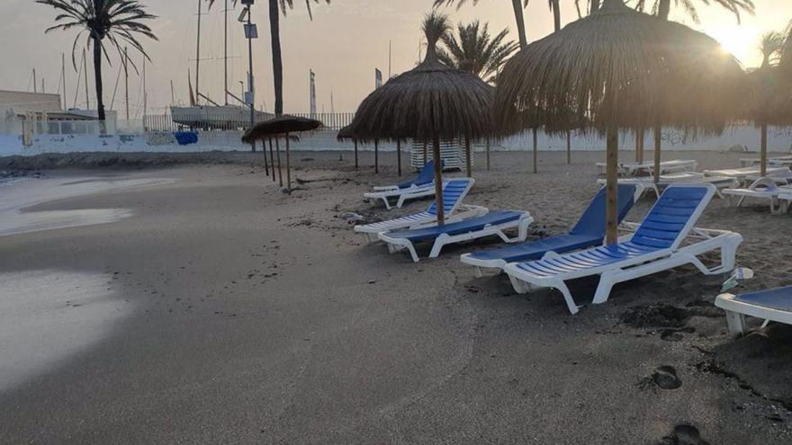 El PSOE pide «tomar nota» y no usar arena con arcilla para mejorar el litoral de Marbella