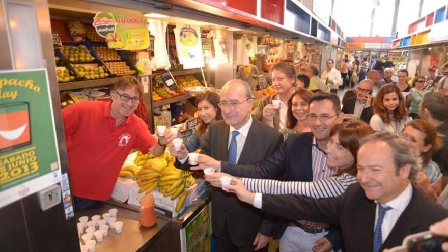 Francisco de la Torre en el mercado.