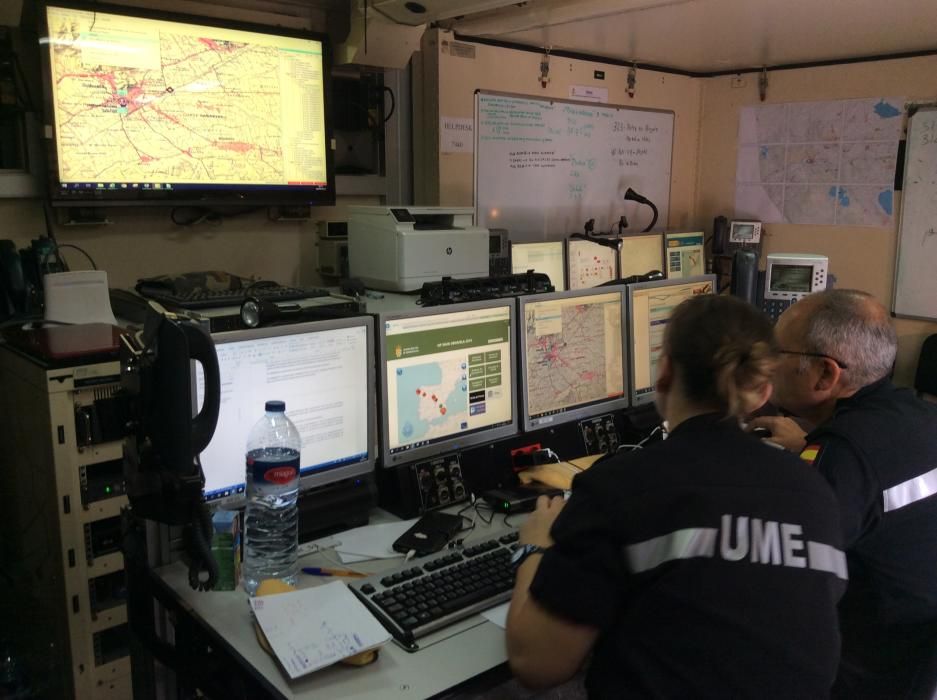 El colegio Miguel Hernández de Orihuela se convierte en el centro de operaciones de la UME