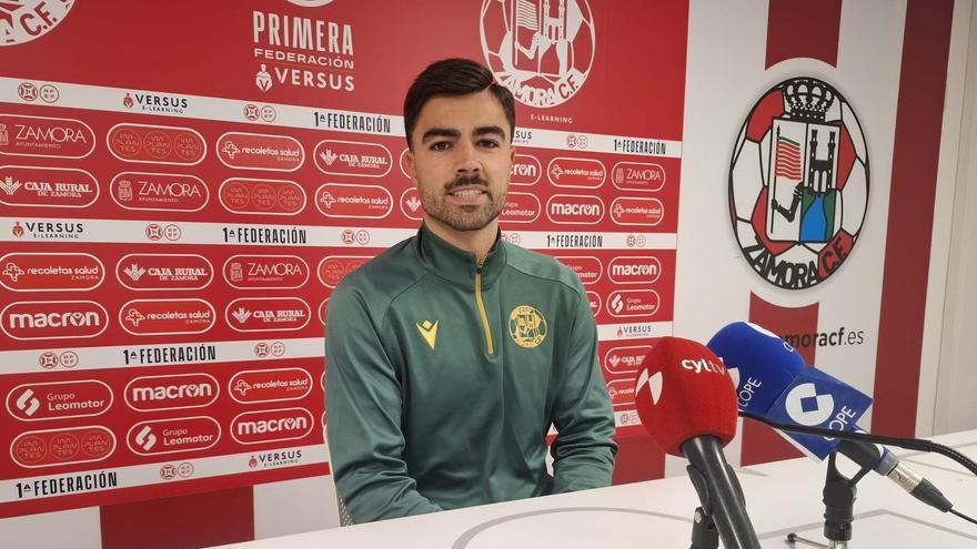Erik Ruiz, jugador del Zamora CF: "El partido ante Unionistas de Salamanca va a ser una fiesta del fútbol"