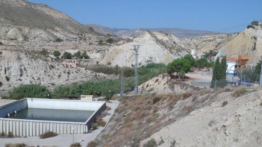 Constituyen una comunidad para regar con el agua de la depuradora de Xixona