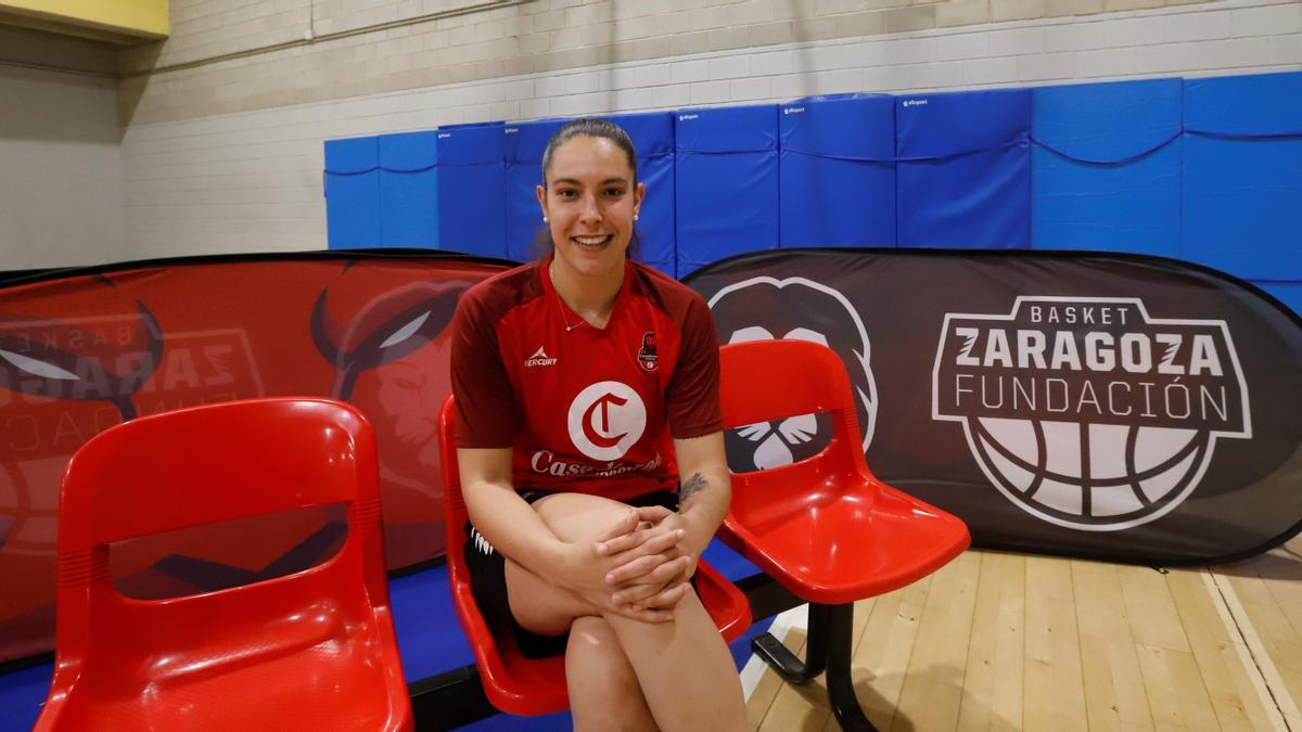 Lara González, en la pista auxiliar del pabellón Príncipe Felipe.