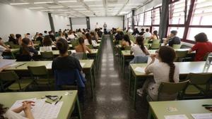 El pòdcast d’EL PERIÓDICO | ¿Per què han augmentat les qualificacions en la selectivitat?