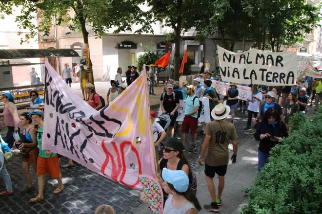 Les imatges de la mobilització a Figueres en defensa del territori