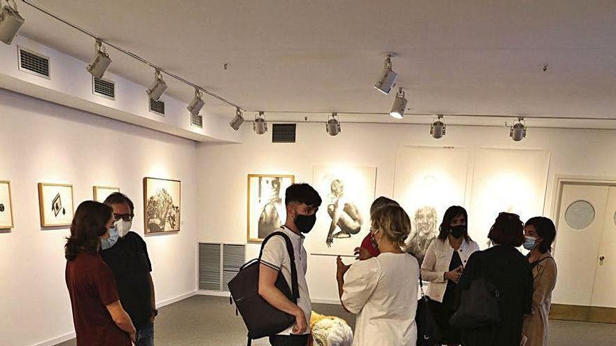 La inauguración de la Muestra de Artes Plásticas en la Casa de Cultura. Ricardo Solís