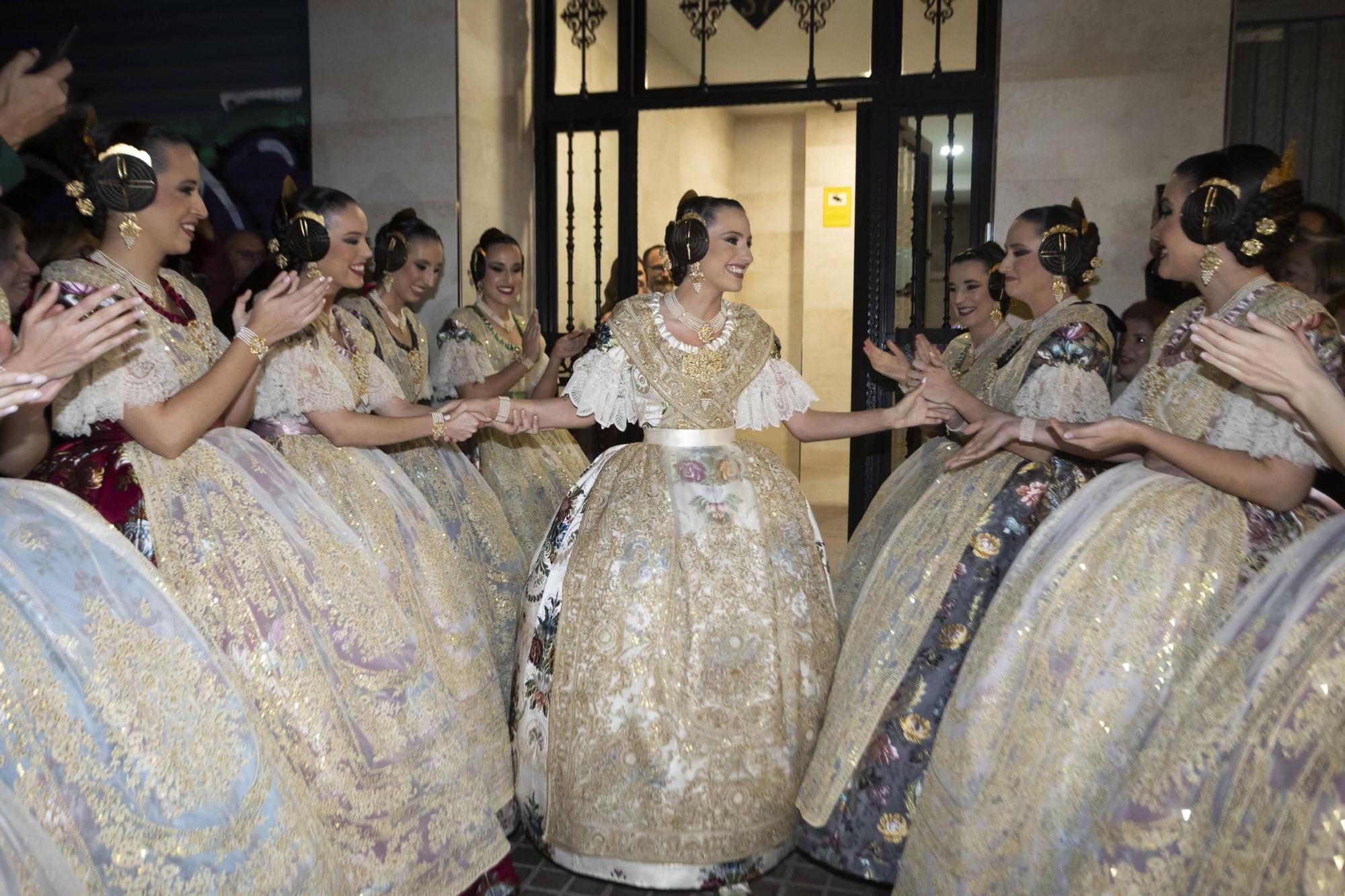 La salida de Maria Estela, desde una perspectiva...