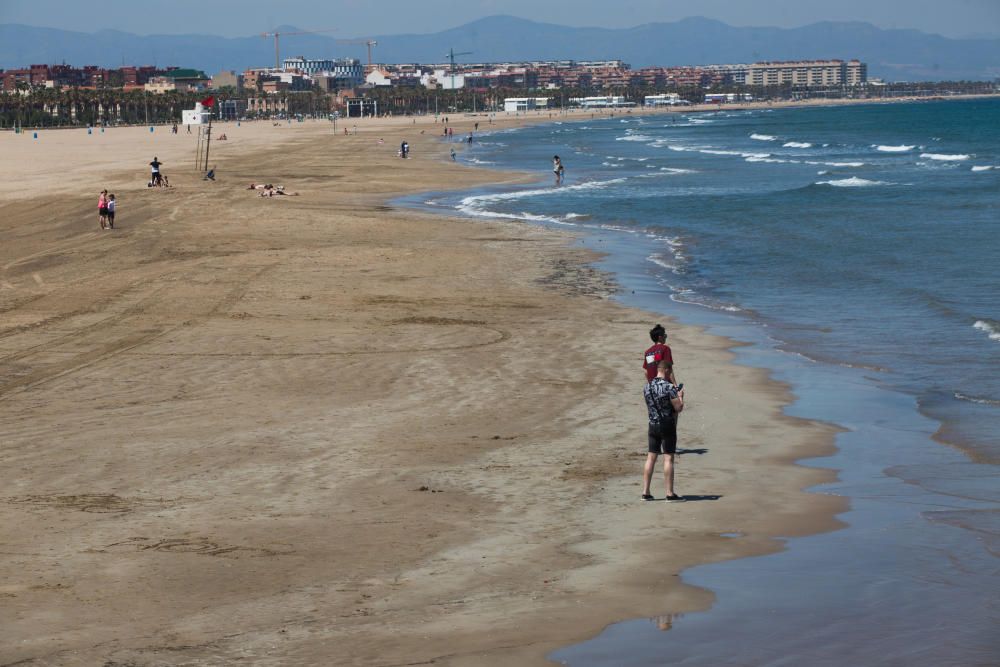 Restaurantes de la playa y Marina Beach en fase 1