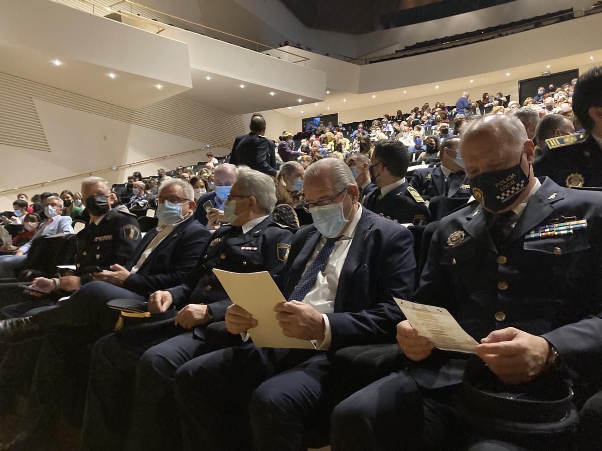 Estreno del nuevo himno de la Policía Local de Alicante