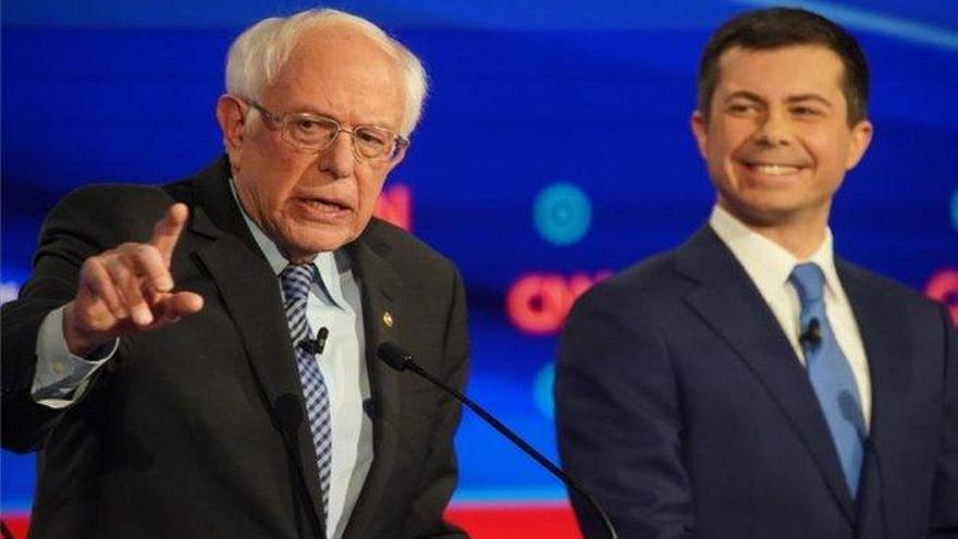 Sanders y Buttigieg piden una revisión del recuento de los caucus de Iowa