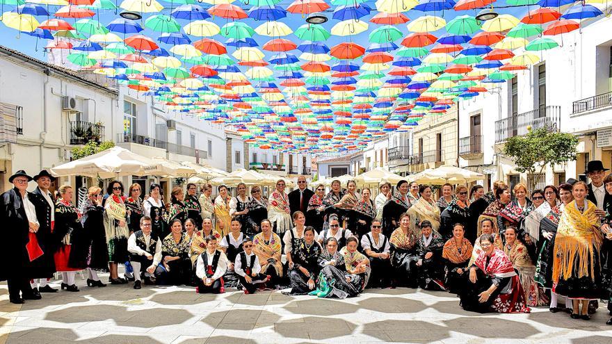 Malpartida de Cáceres recibe a san Isidro con todo su esplendor