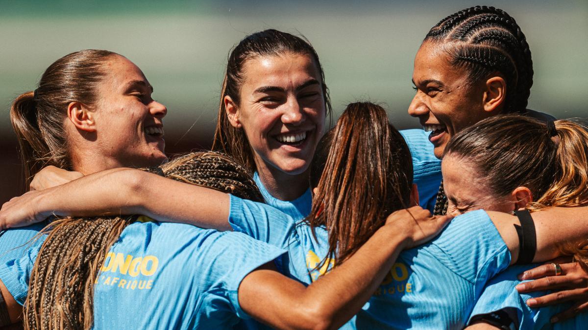 Las jugadoras del Barça preparan el clásico