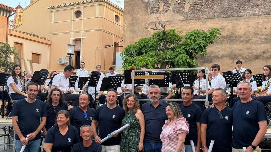 Benavites se vuelca con sus fiestas entre tradición, música y bous al carrer