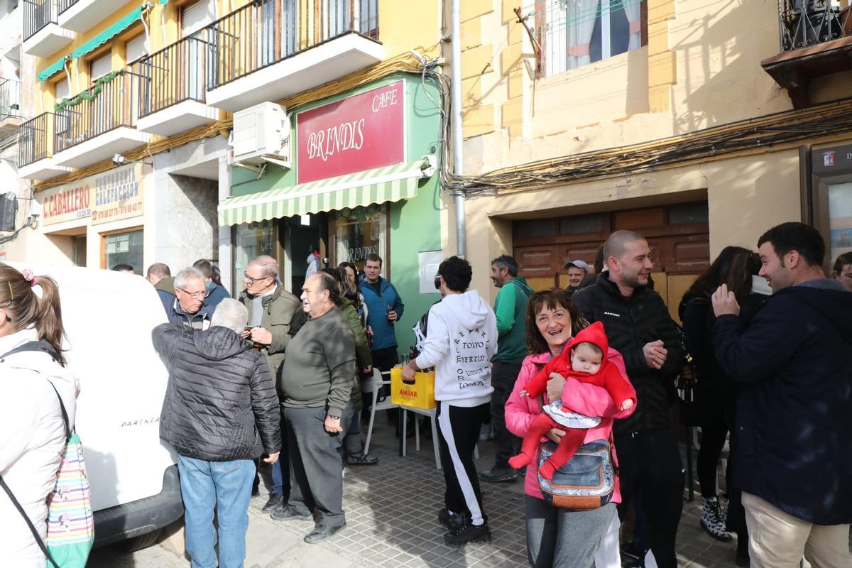 El bar Brindis de Calatayud ha vendido íntegramente uno de los dos cuartos premios de la Lotería de Navidad