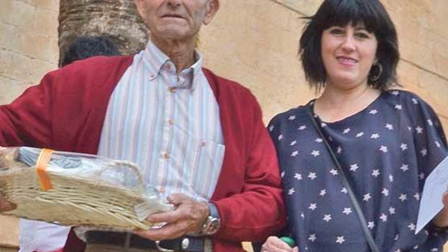 Miquel Cloquell acapara los dos primeros premios con sus calabazas gigantes