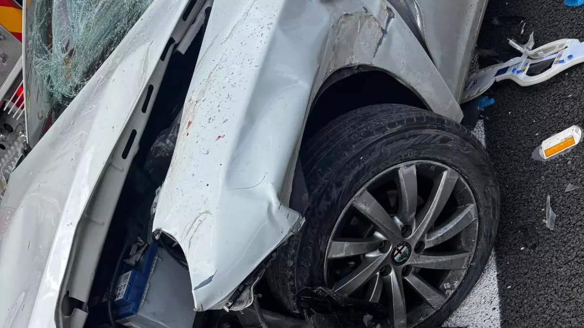 Fallece un ciclista y dos personas resultan heridas en un accidente de tráfico en Calpe