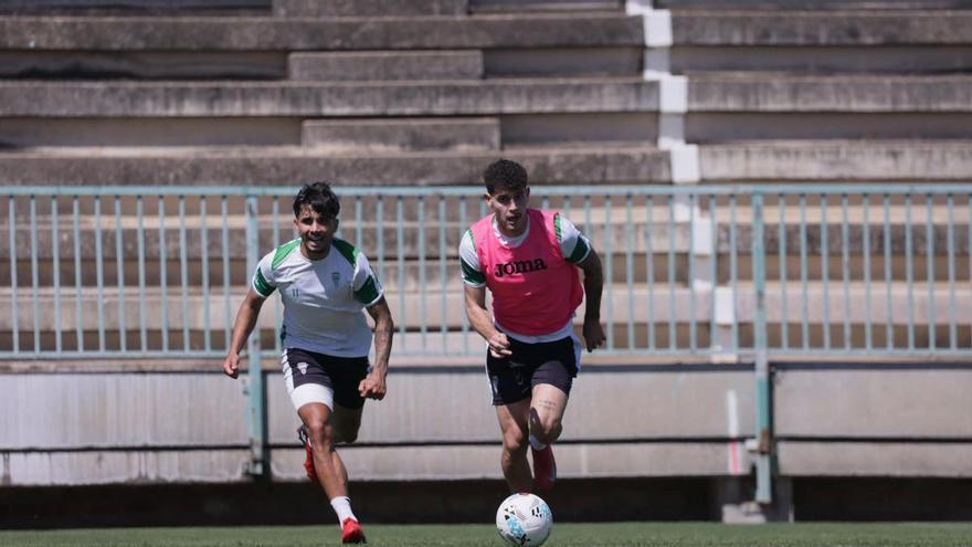 Córdoba CF-Granada: horario y dónde ver por televisión el derbi andaluz en El Arcángel