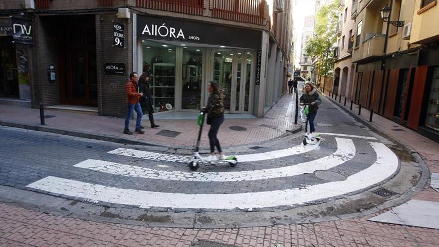 Solo dos empresas de patinetes podrán operar en Zaragoza