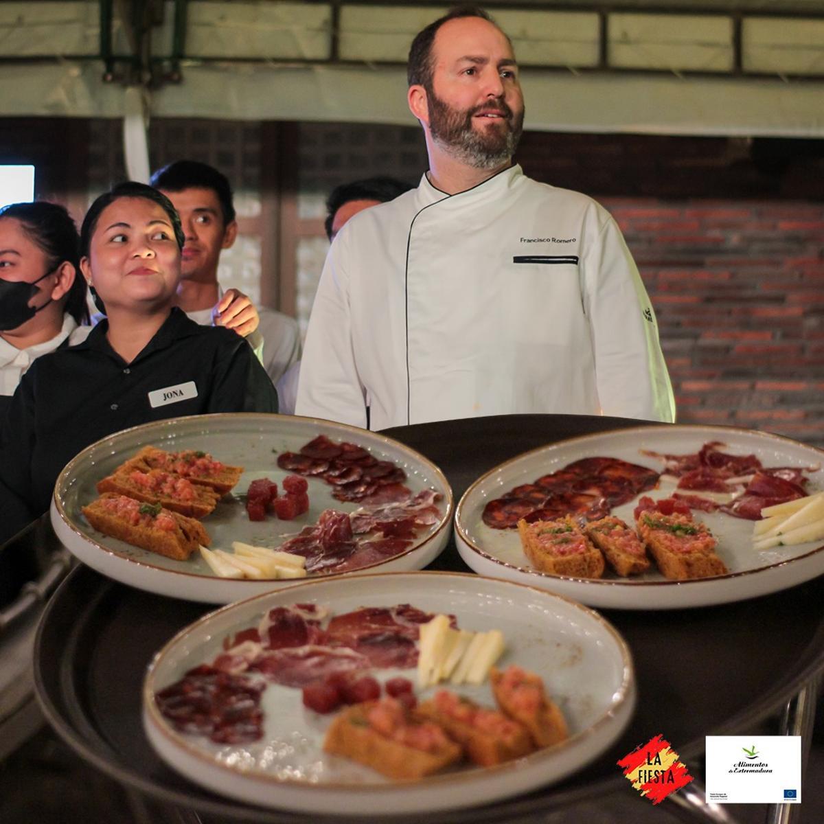 Francisco Romero, chef del Parador de Cáceres presentando Alimentos de Extremadura