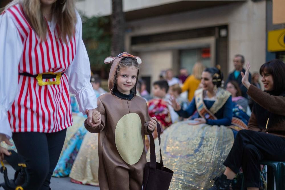 Cabalgata de disfraces de las Fallas de Gandia