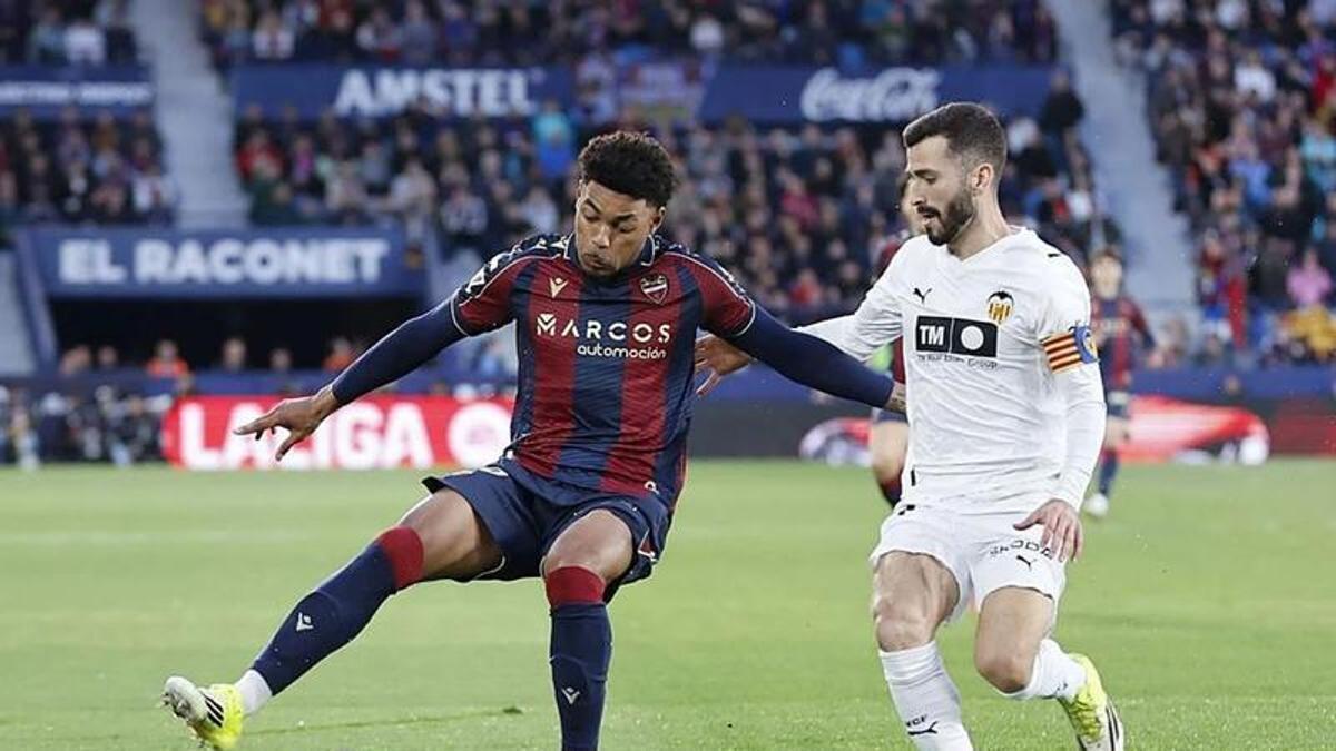 Kareem Tunde y José Luis Gaya