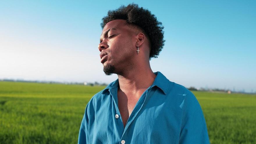 Luis Cortés, cantante: 