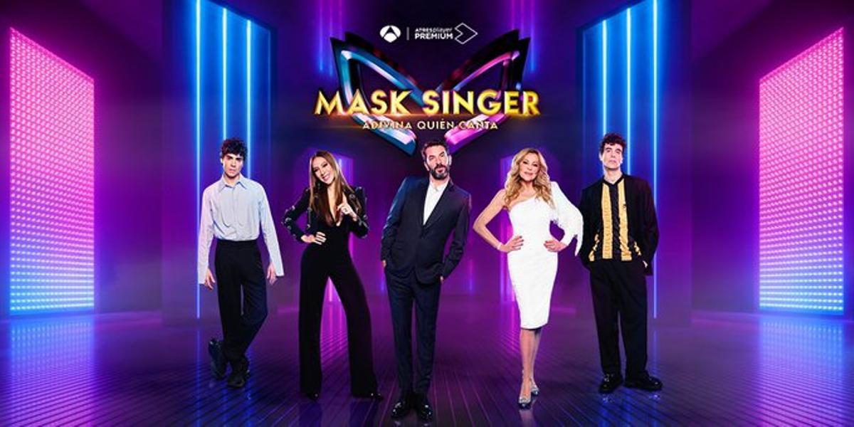 Javier Ambrossi, Mónica Naranjo, Arturo Valls, Ana Obregón y Javier Calvo, en 'Mask Singer'.