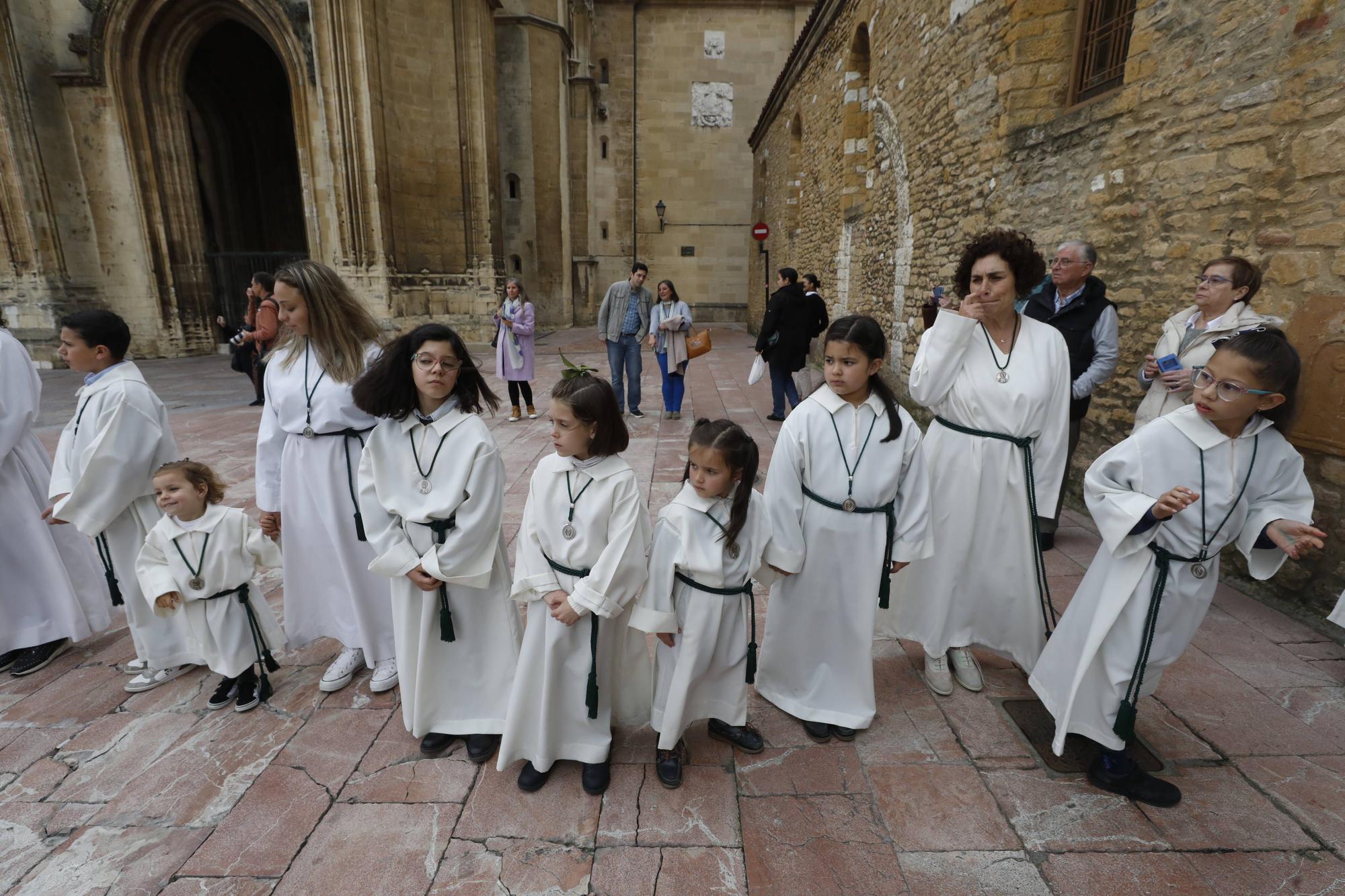 En imágenes: Procesión de la Balesquida en Oviedo