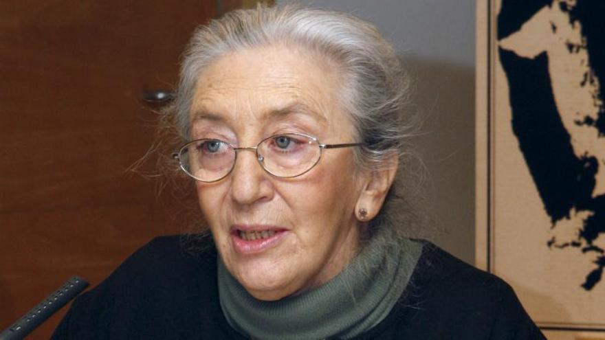 Clara Janés, décima mujer académica de la Lengua