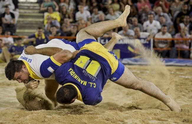 07/07/2017. ARUCAS. Final de la lucha corrida entre Unión Gáldar y Maninidra. Campeón el Club de Lucha Unión Gáldar.