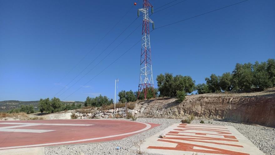 Endesa acepta el soterramiento en los terrenos del hospital de Lucena