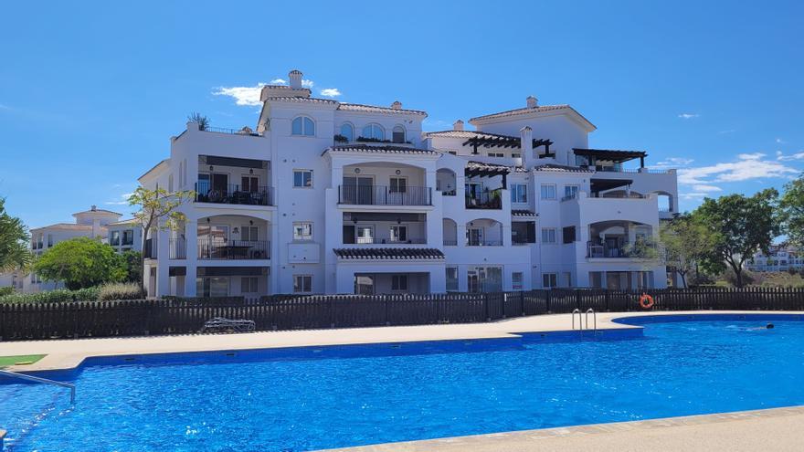 Pisos con piscina y terraza a la venta desde 60.000 euros