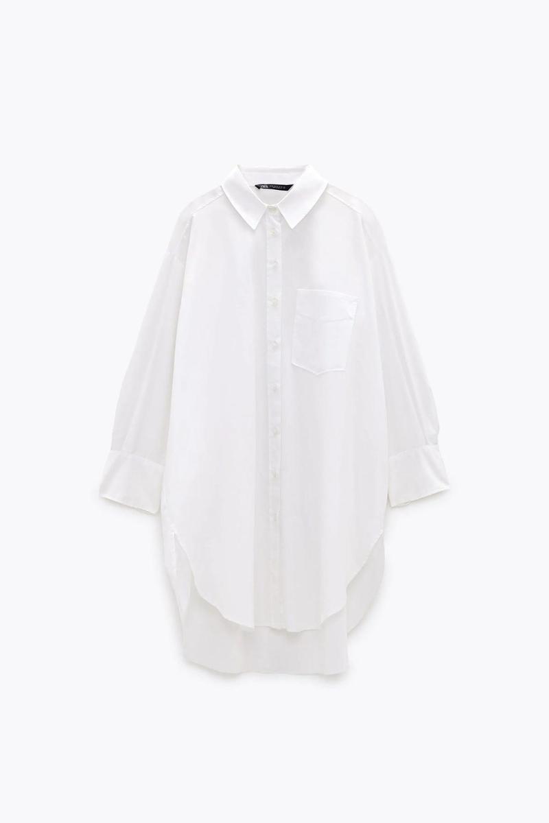 Camisa oversize popelín, de Zara (19,95 euros)