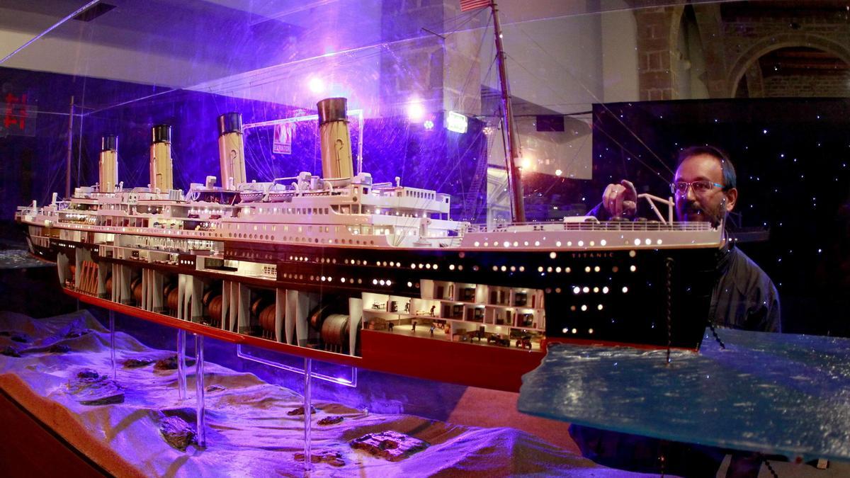 Una maqueta del Titanic en la exposición de Barcelona
