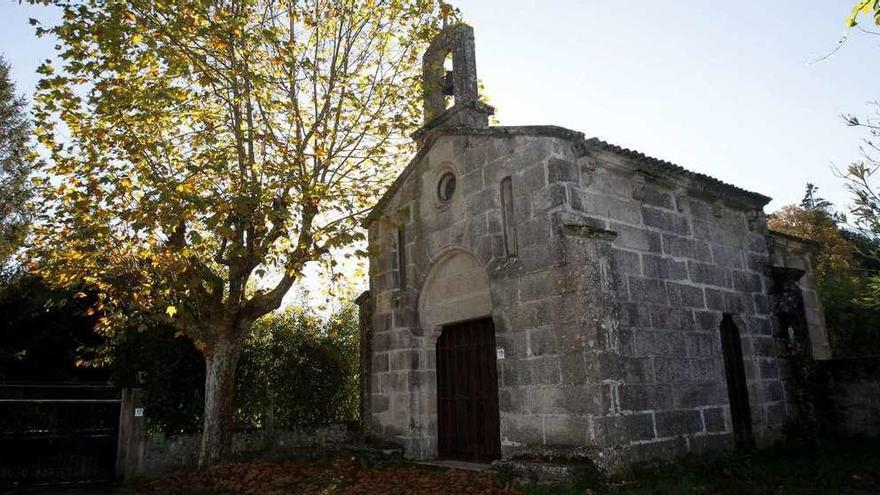 La capilla del Carmen, en Monte Lourido, será reubicada en el cementerio de San Pedro. // Jose Lores