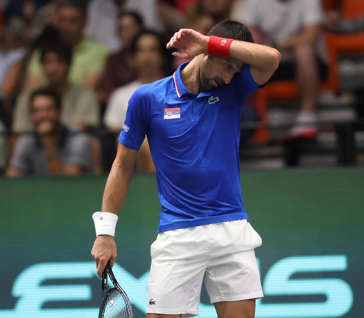 Djokovic acusa el calor en La Fonteta