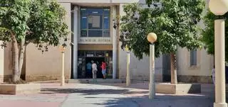 Estafan 21.500 euros a una mujer con un falso rito de santería para curarla en Alicante