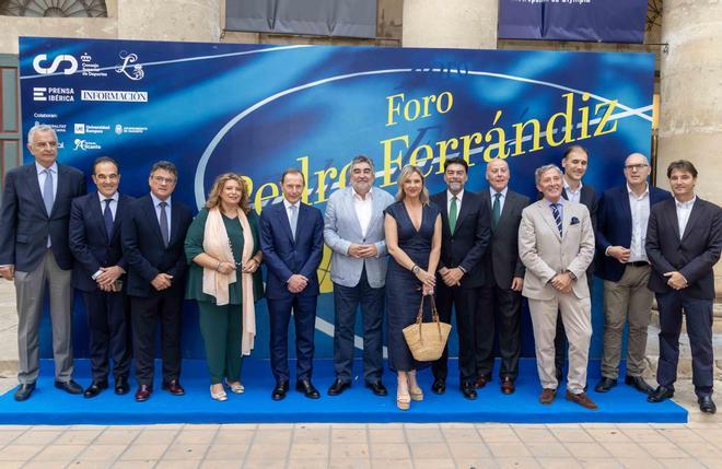 Butragueño y Corbalán rinden tributo en Alicante al legado de Pedro Ferrándiz