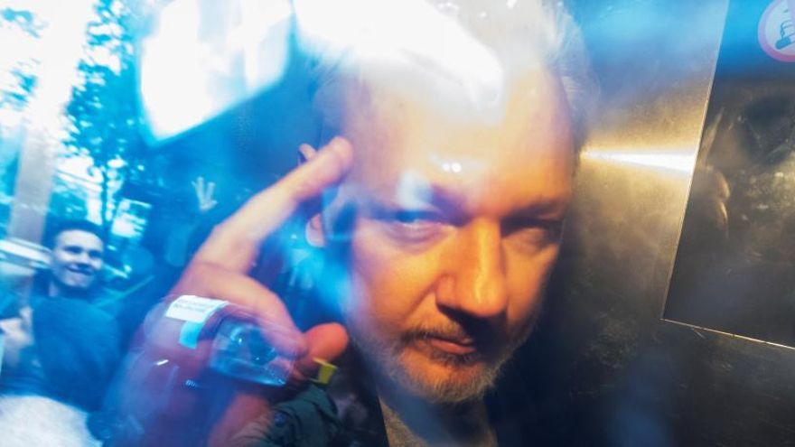 Julian Assange rechaza ser extraditado a EEUU.