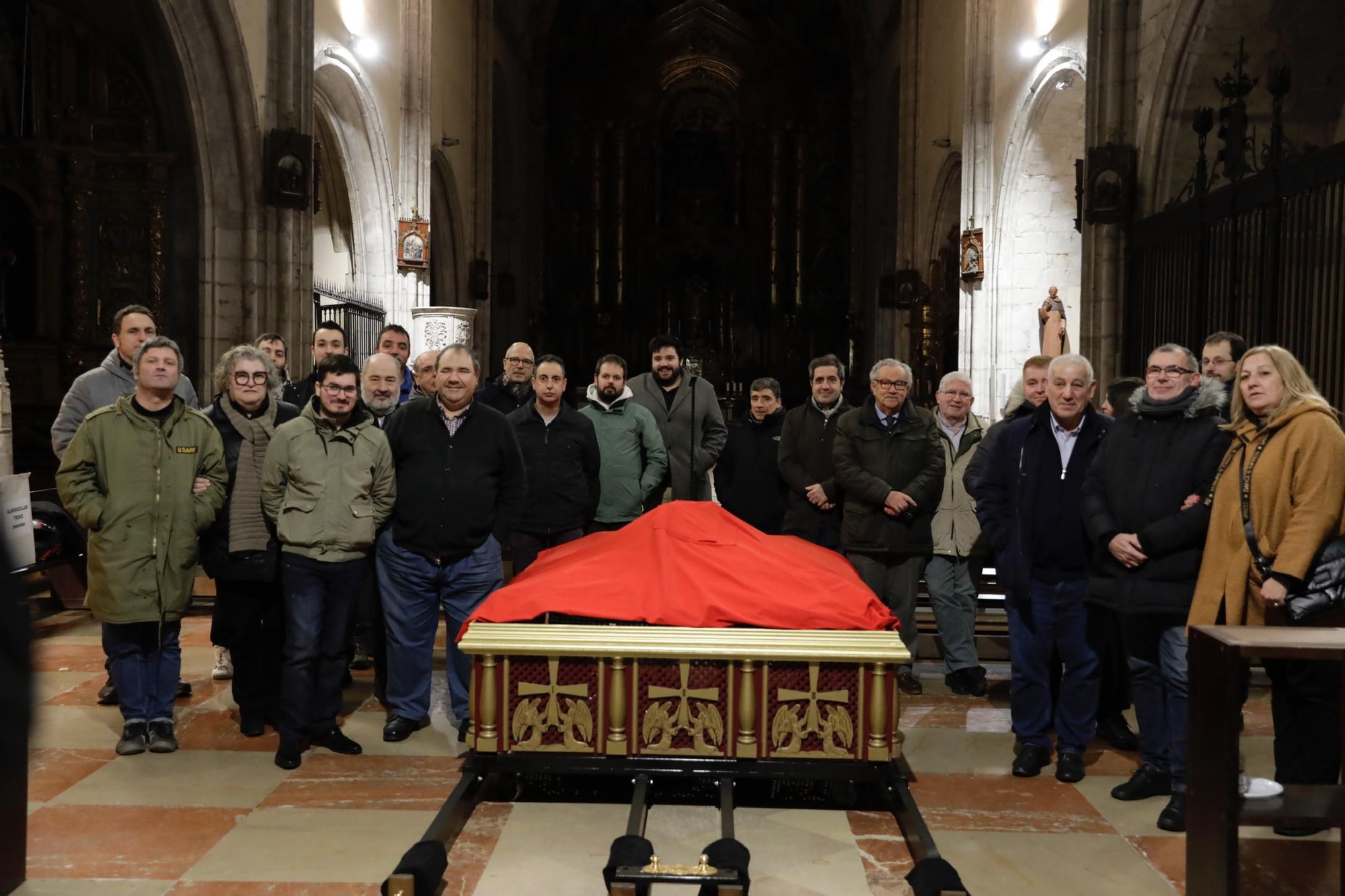 EN IMÁGENES: La Hermandad y Cofradía de Nuestro Padre Jesús Nazareno de Oviedo ya se prepara para la Semana Santa