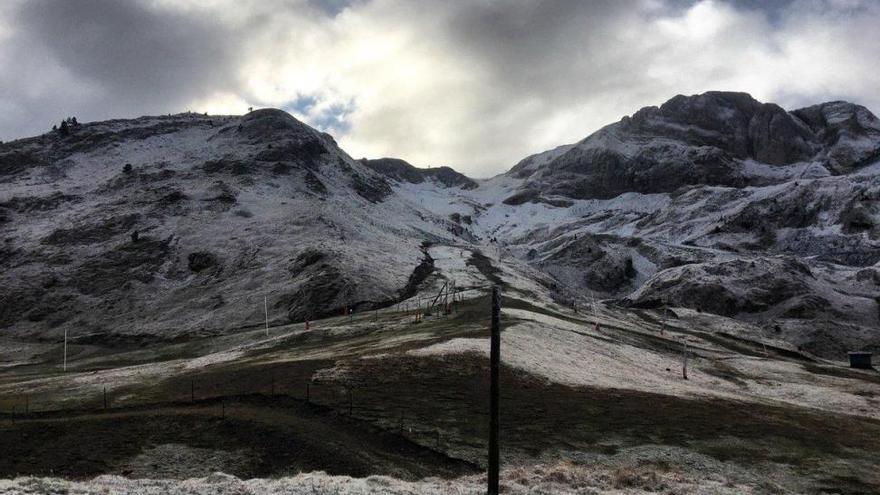 Nevadas en el Pirineo y viento fuerte en el valle y cotas altas del Pirineo