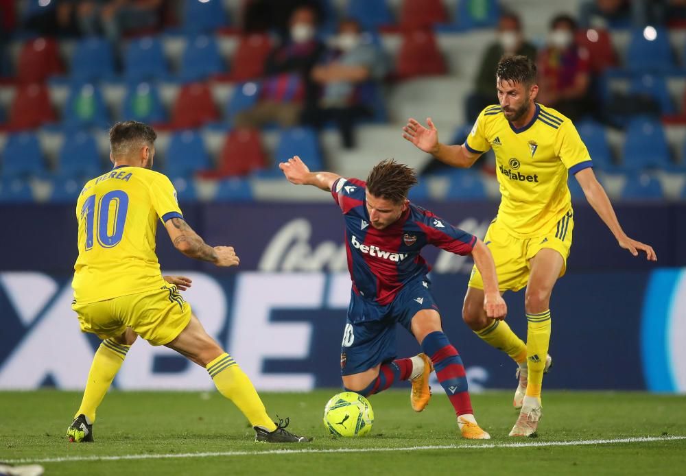 Levante UD - Cádiz, en imágenes